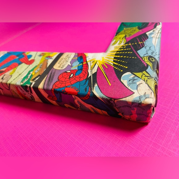 🕷️ Chunky wooden letter Spiderman comics paper Different letters available - Picture 14 of 16